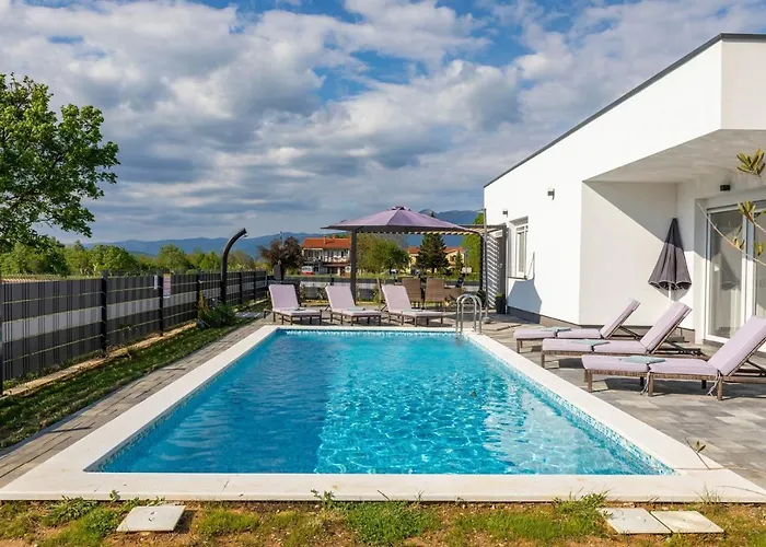 Vila Blue Lagoon - Private Pool And Whirlpool